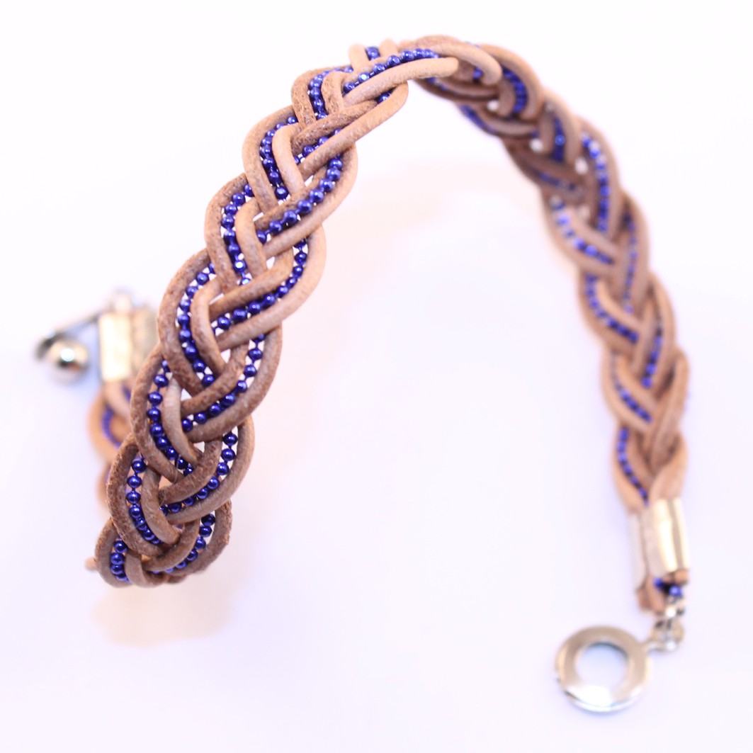 P leren armbanden: vlechten met ballchain