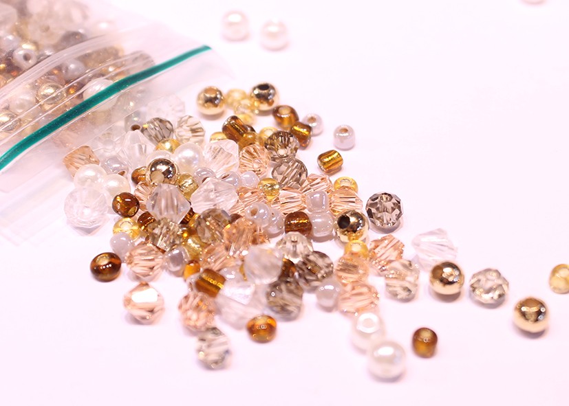 kralenmix 3/4mm creme bruin