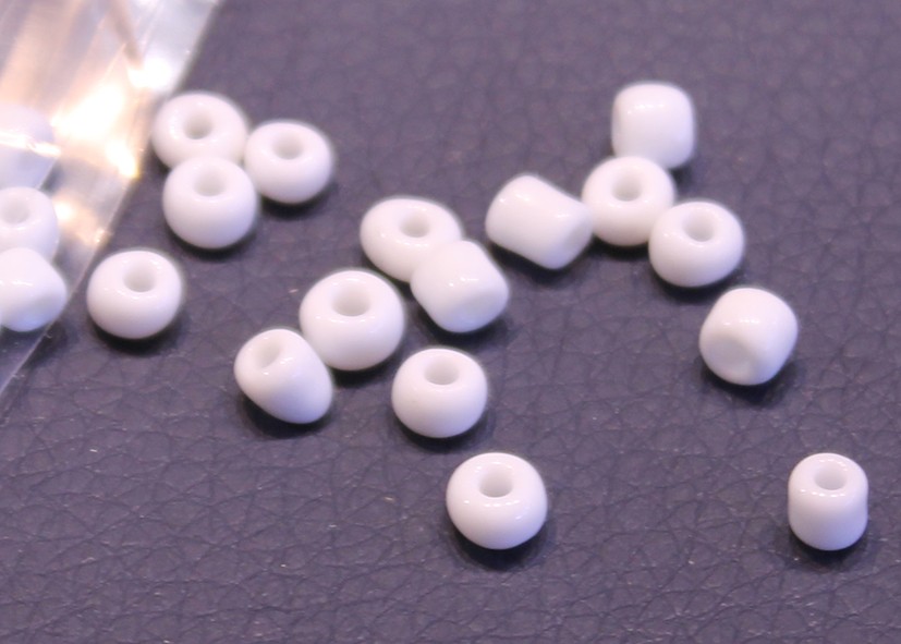 wit gekleurd mat roc4